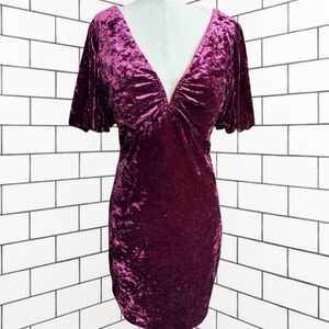 Guess Crushed Velvet Empire Waist Puff Sleeve Dress Burgundy Women's Size 12